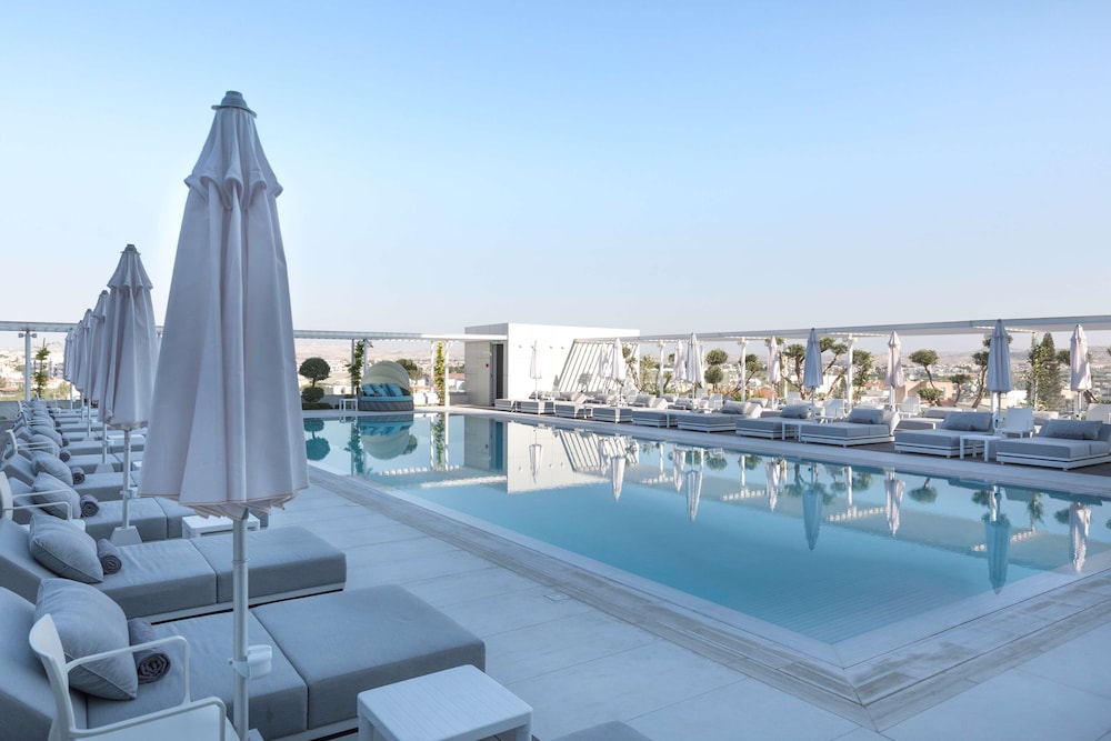 Radisson Blu Hotel Larnaca 73/74