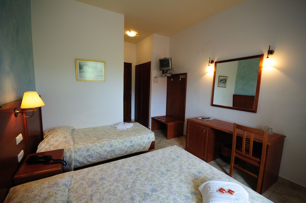 Marina Village photo5