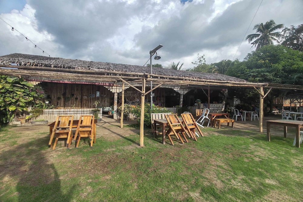 Summer Homes Beach Front Resort and Cottages Port Barton 10/50