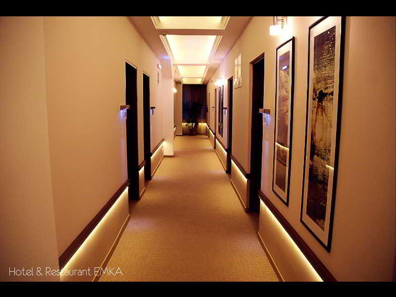 Emka Hotel 21/32
