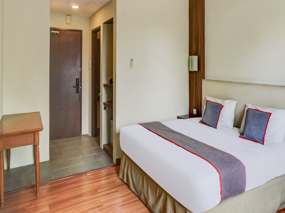 Grand Cikarang Hotel 14/50