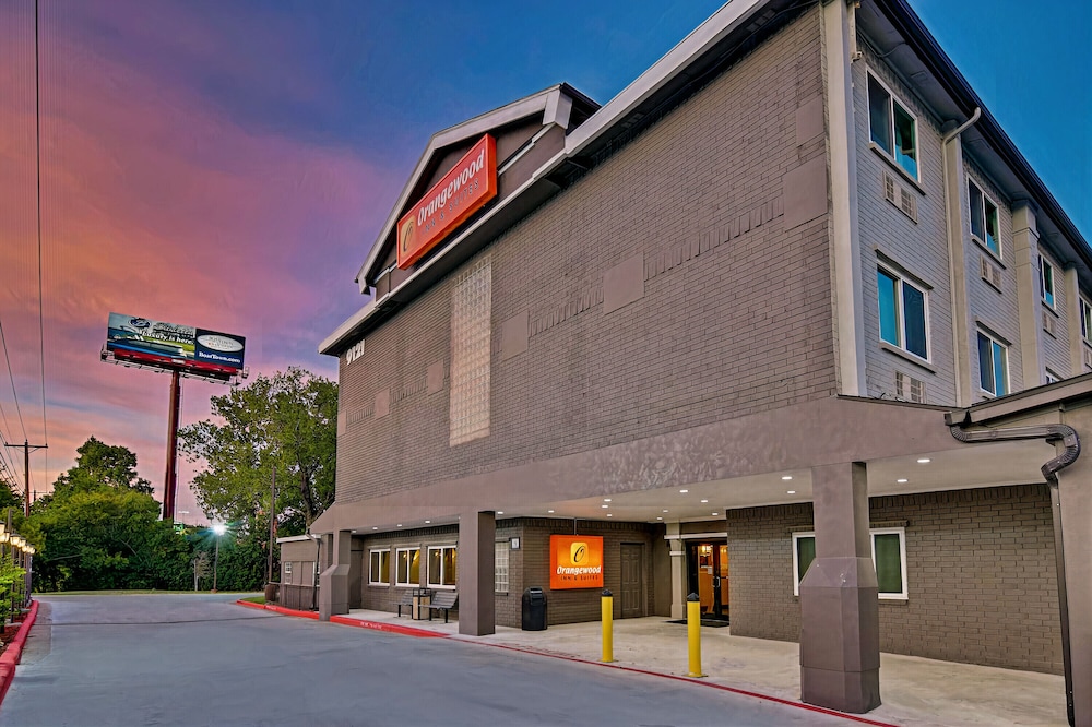 Orangewood Inn Suites Midtown 51/58