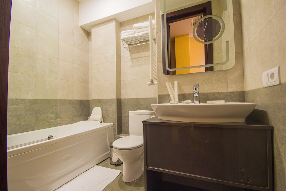 Marionn Hotel 118/118