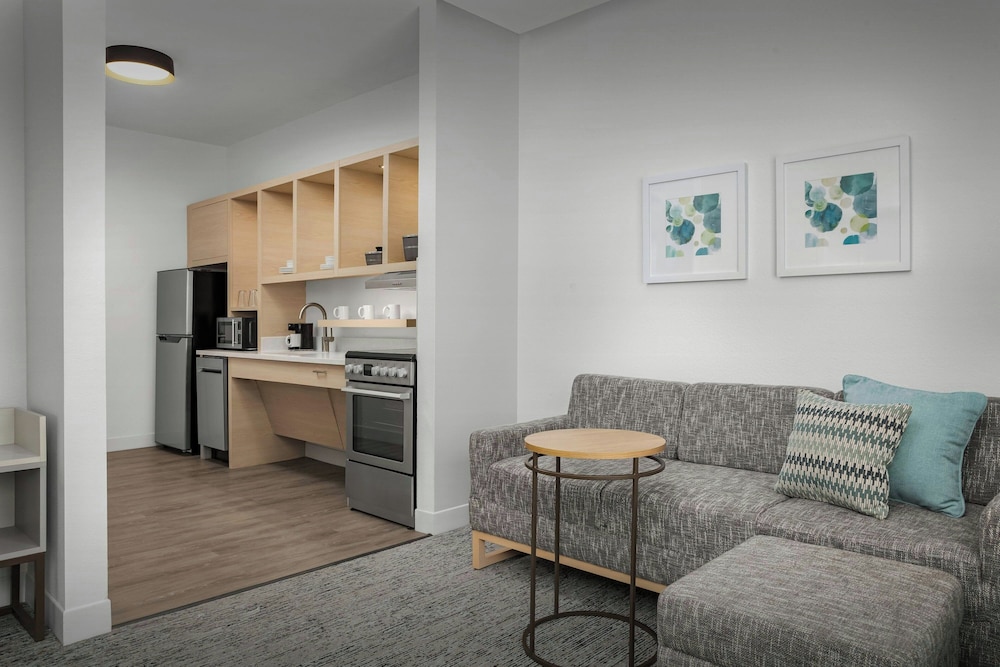 TownePlace Suites by Marriott Forney 17/37