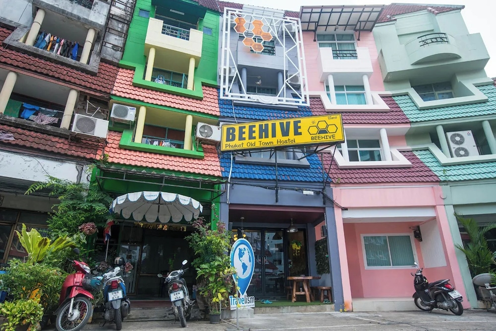 Beehive Phuket Old Town - Hostel 4/64