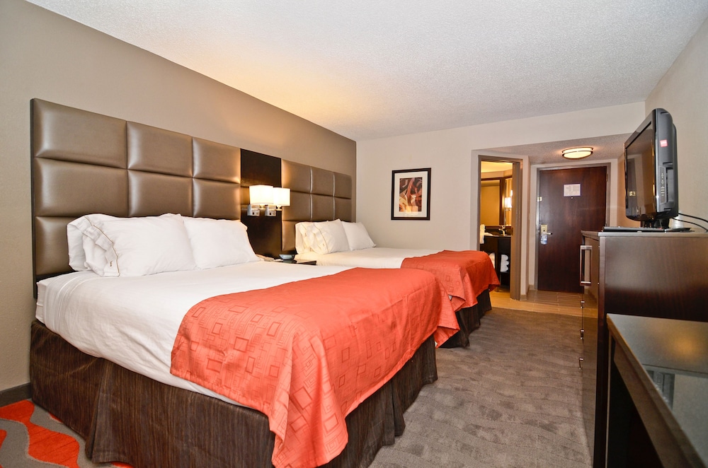Holiday Inn Express Burlington 19/79