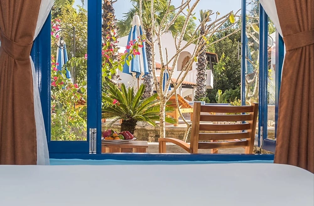 Isabella Resort 7/60