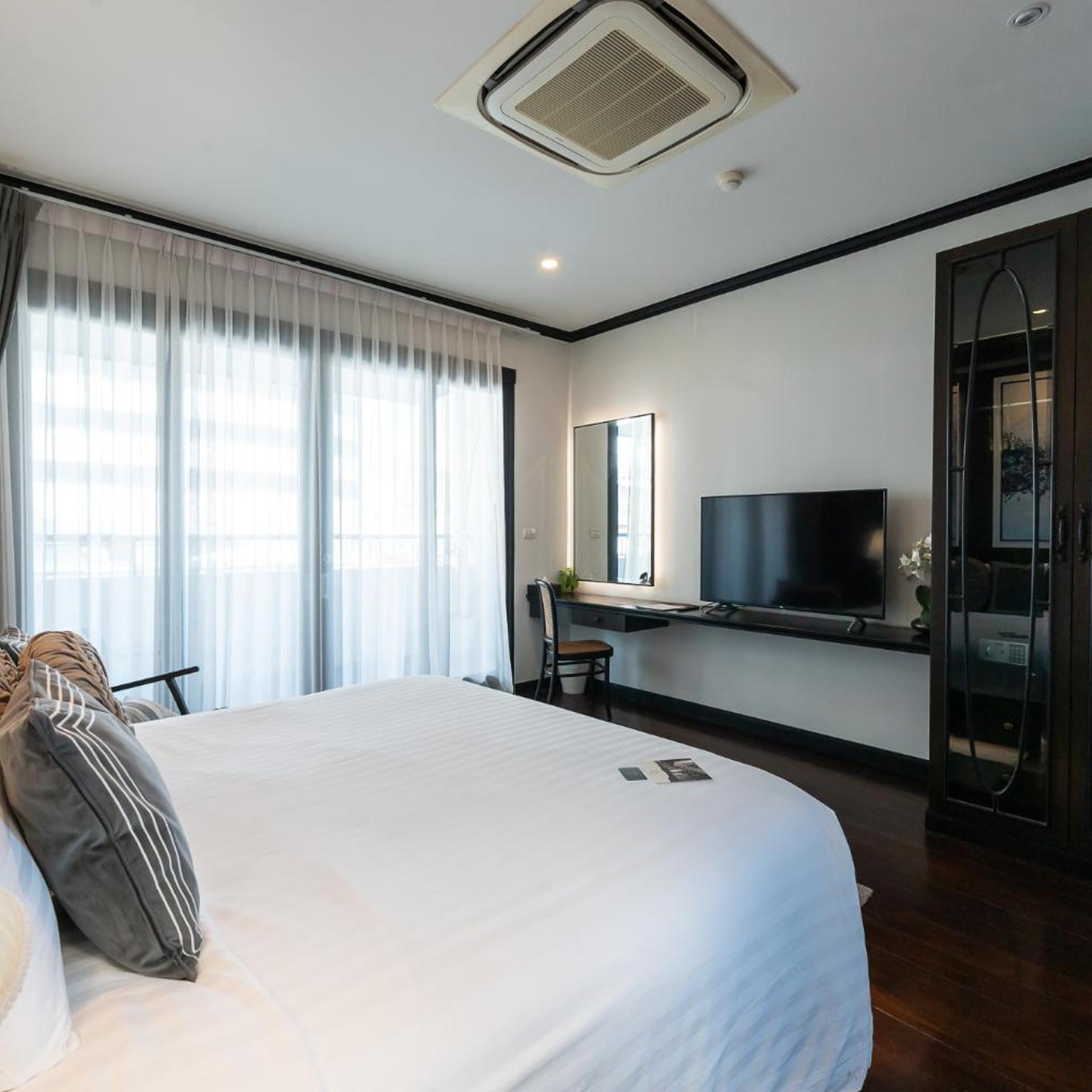 Duplex, Studio