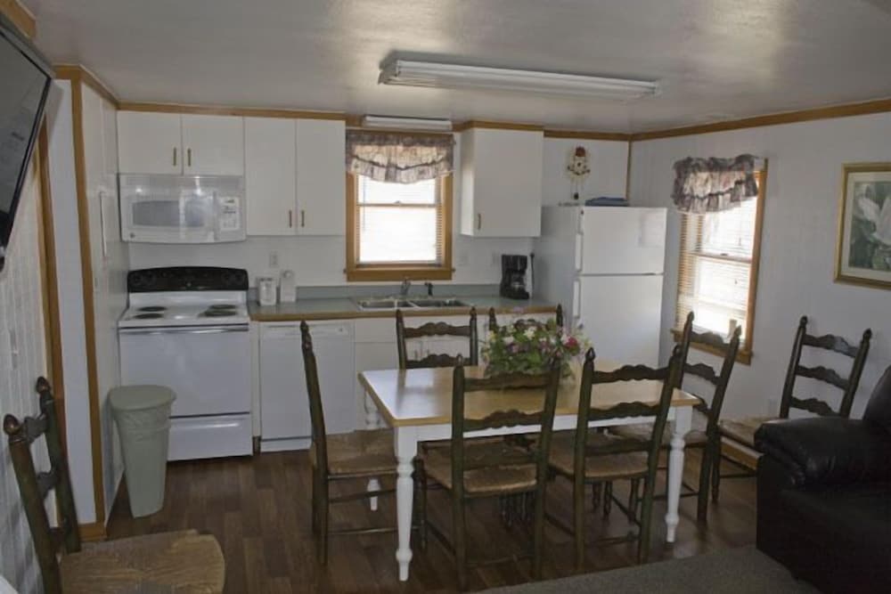 Outer Banks Motel 26/50