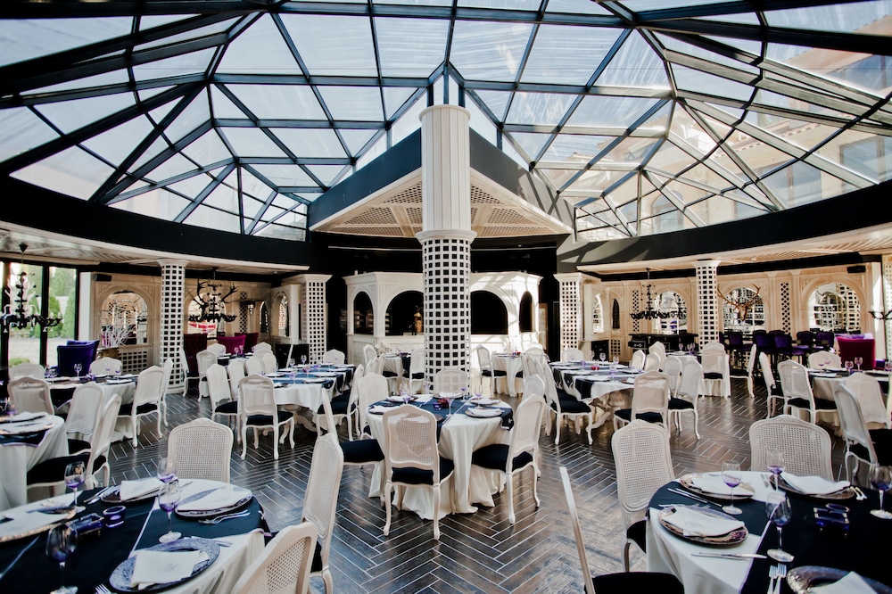 Royal Castle Design and Spa Hotel 32/50