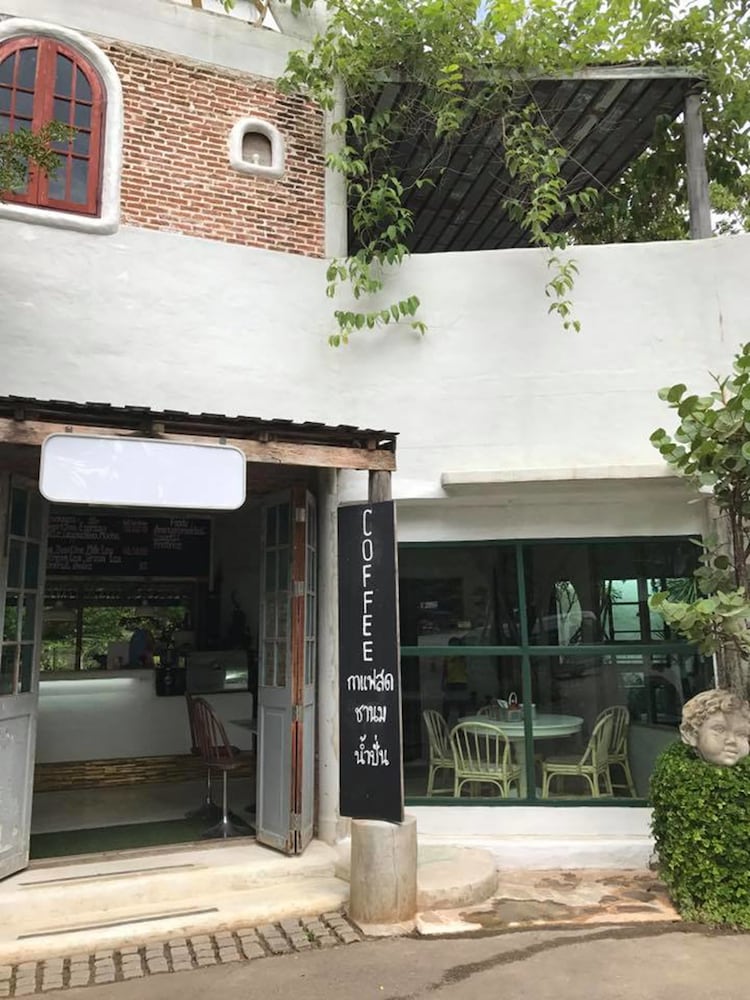 The Nagaya Resort 1/20