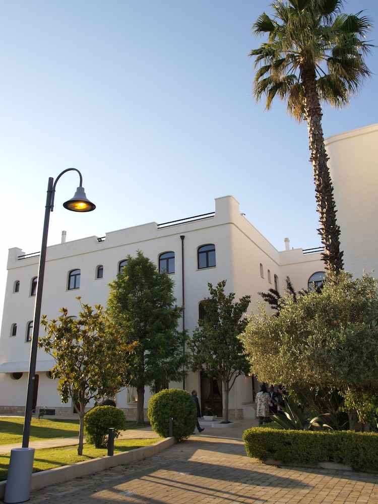 Villa Donna Lisa Wine Hotel 3/78