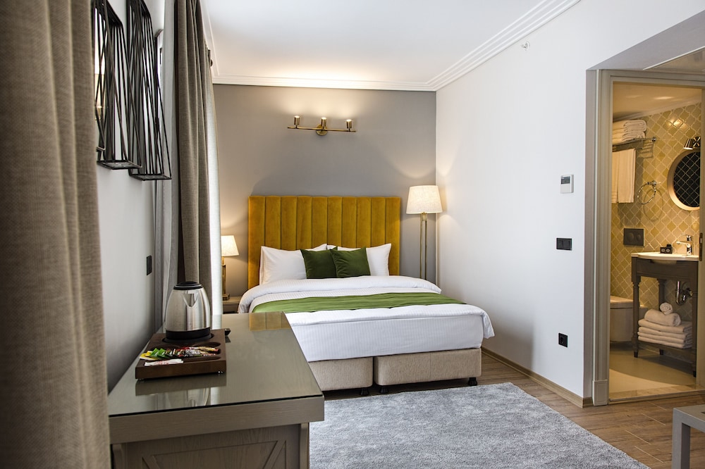 Mest Hotel 16/46