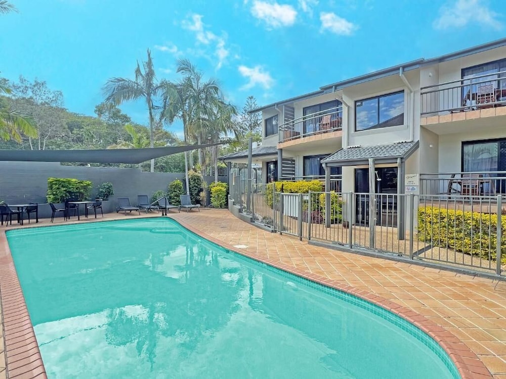 BEACHES HOLIDAY RESORT 30/35