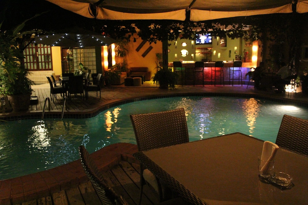 Aparthotel La Cordillera 59/68