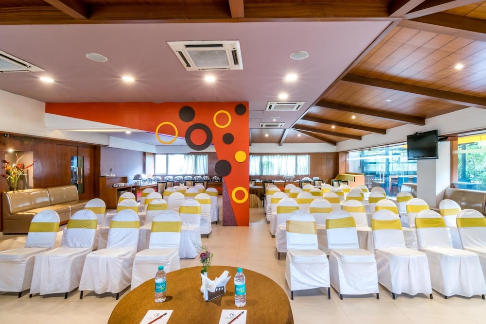 Octave Suites - Residency Road 30/33