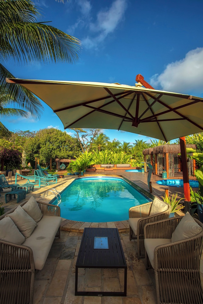 Dolphin Villa Hotel 46/50