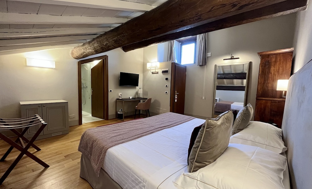 Relais Della Rovere 8/68