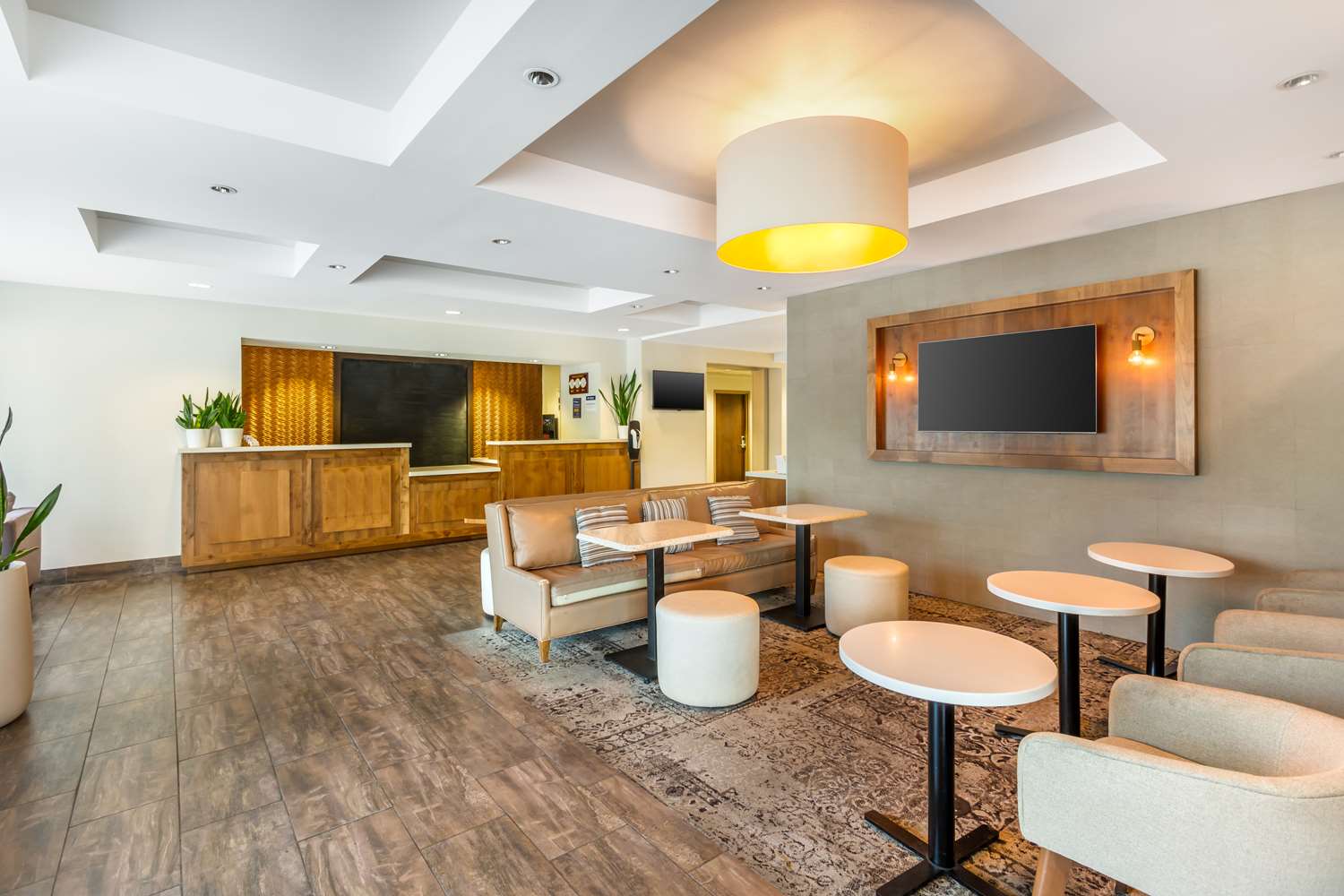Best Western Plus Cotton Tree Inn 38/44