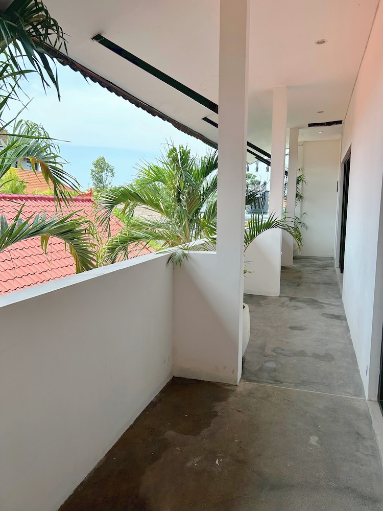 Berawa Nest (formely Canggu Studio Downtown) 1/50
