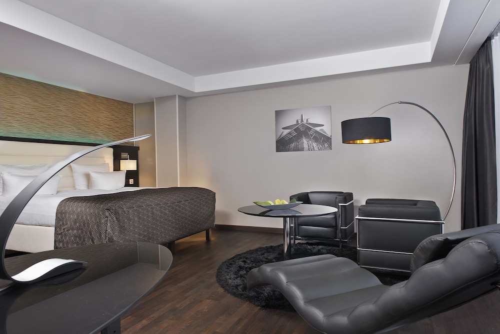 Hotel Palace Berlin 54/83