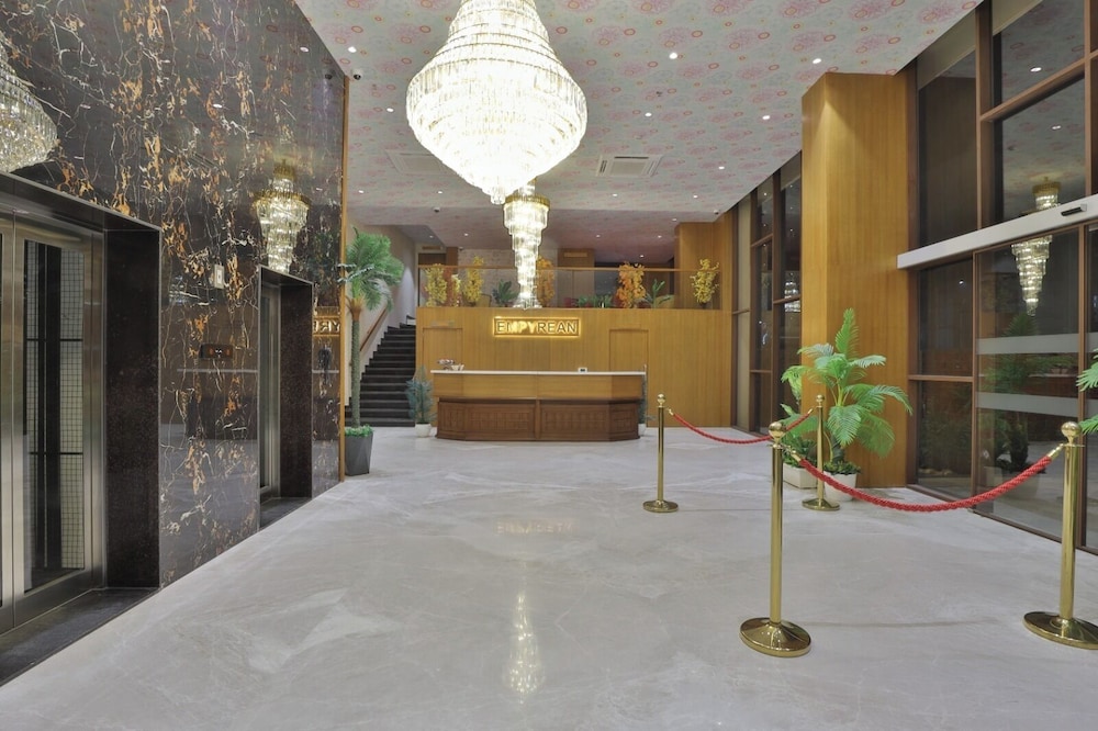 Hotel Empyrean 10/49