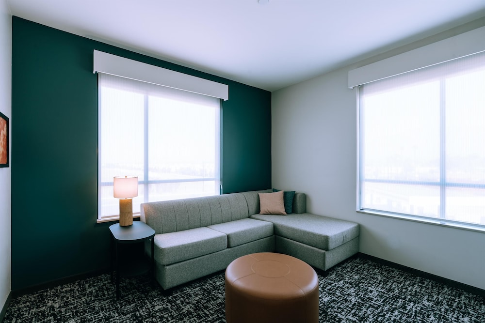 Hyatt House Ontario Airport 38/50