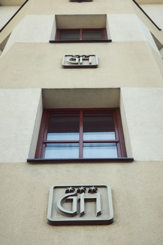 Best Western Hotel Grand 2/50