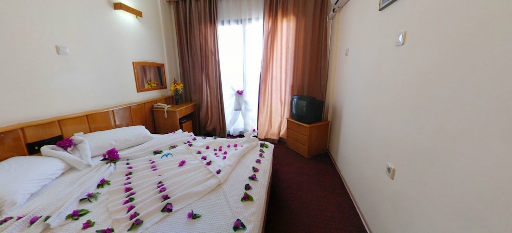 Cidihan Hotel 7/21