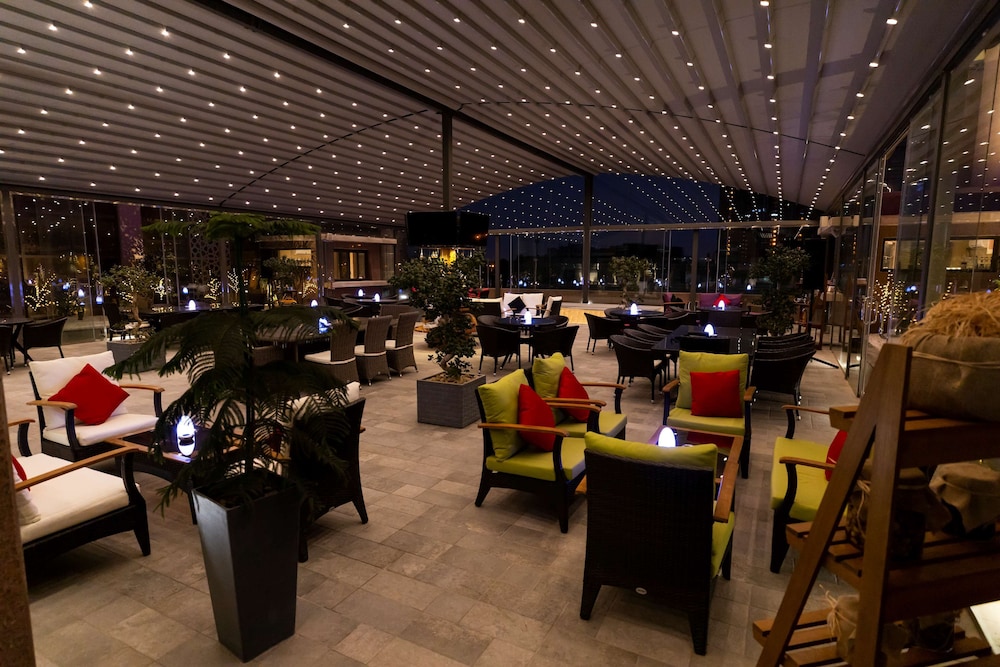 فندق راديسون بلو جدة كورنيش(RADISSON BLU HOTEL, JEDDAH CORNICHE) 51/68