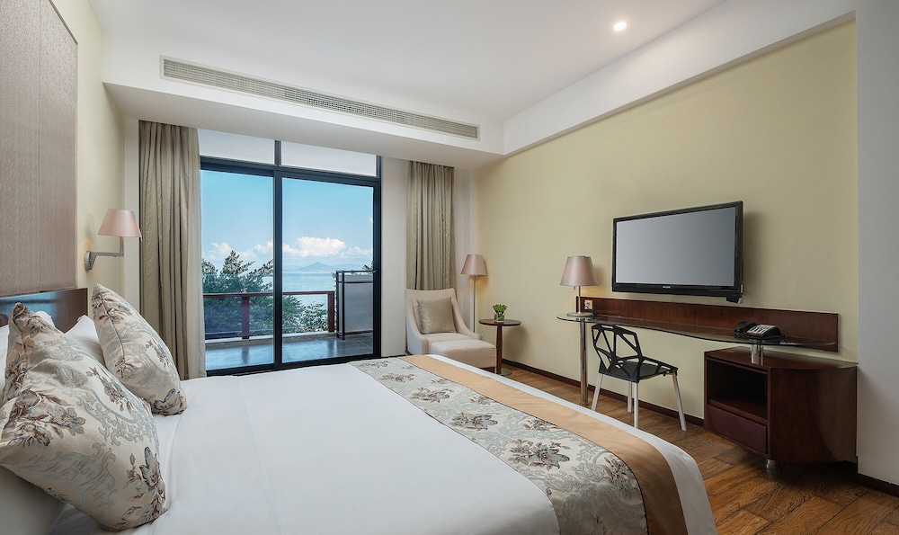 Sanya Serenity Coast Marina Hotel 24/61