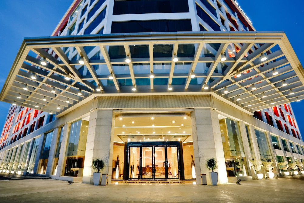 Hotel Royale Signature 2/61
