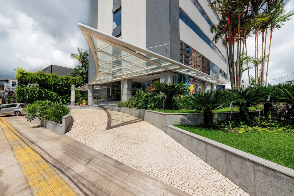 Ibis Styles Belem Hangar 63/69
