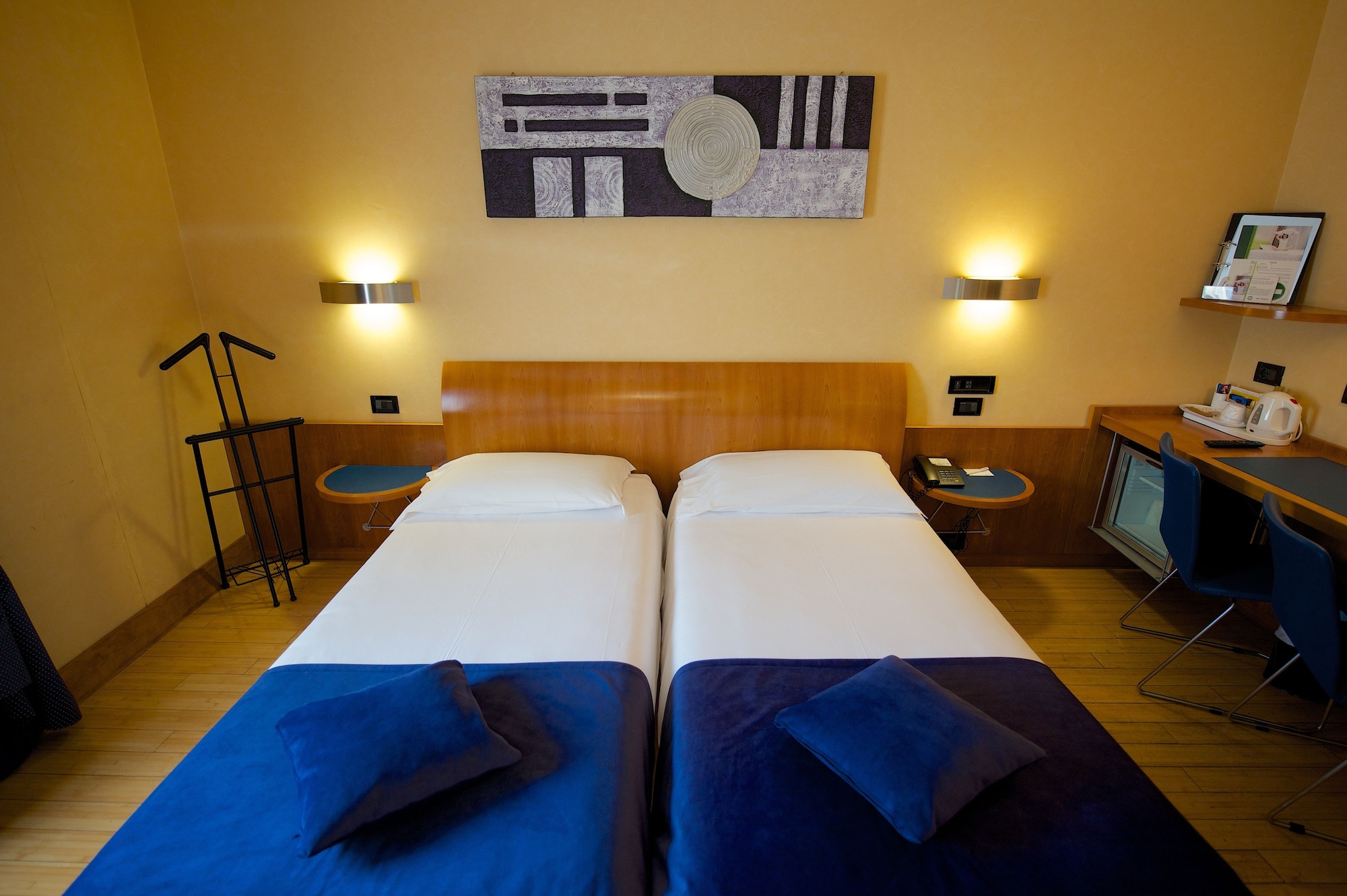 غرفة قياسية بسريرين منفصلين، Best Western Hotel Luxor 8/10