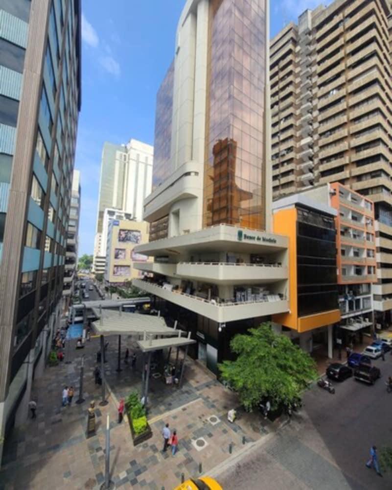 La Fontana Hotel 25/33