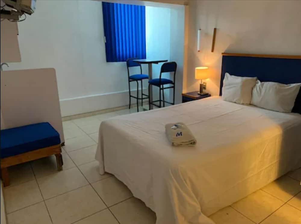 STANDARD, DOUBLE OR TWIN BED