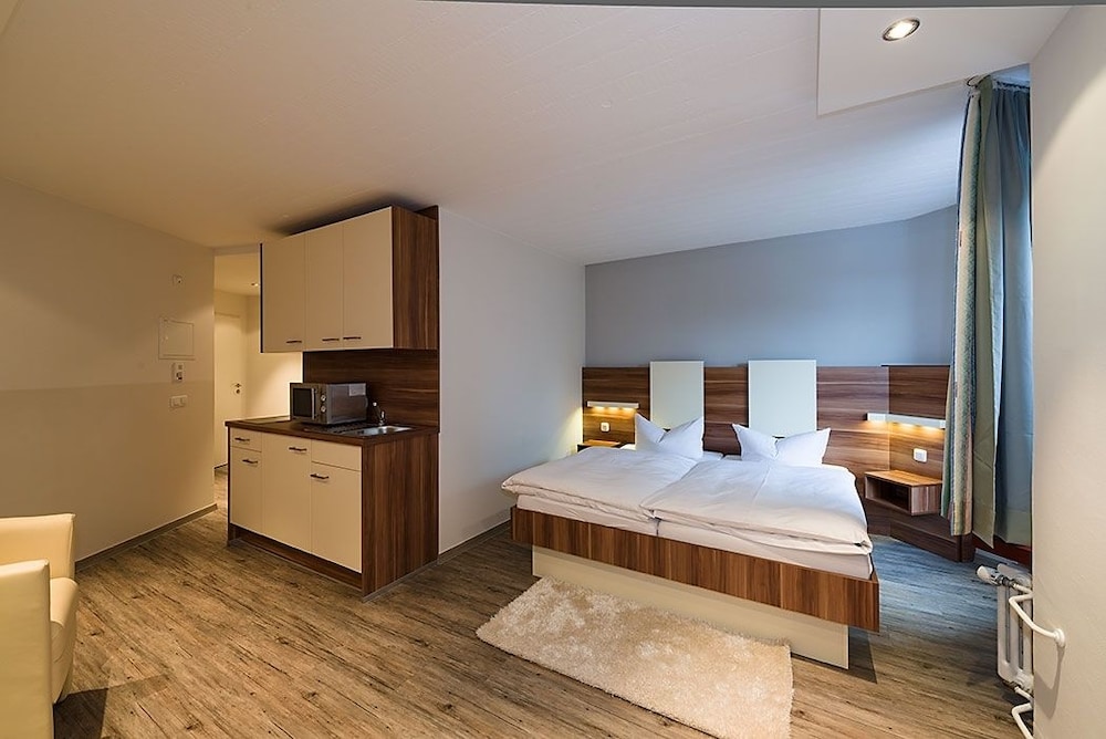 Central Hotel Apart Munchen 14/60