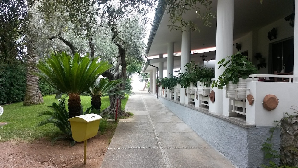 Hotel Residence Costa Azzurra 26/29