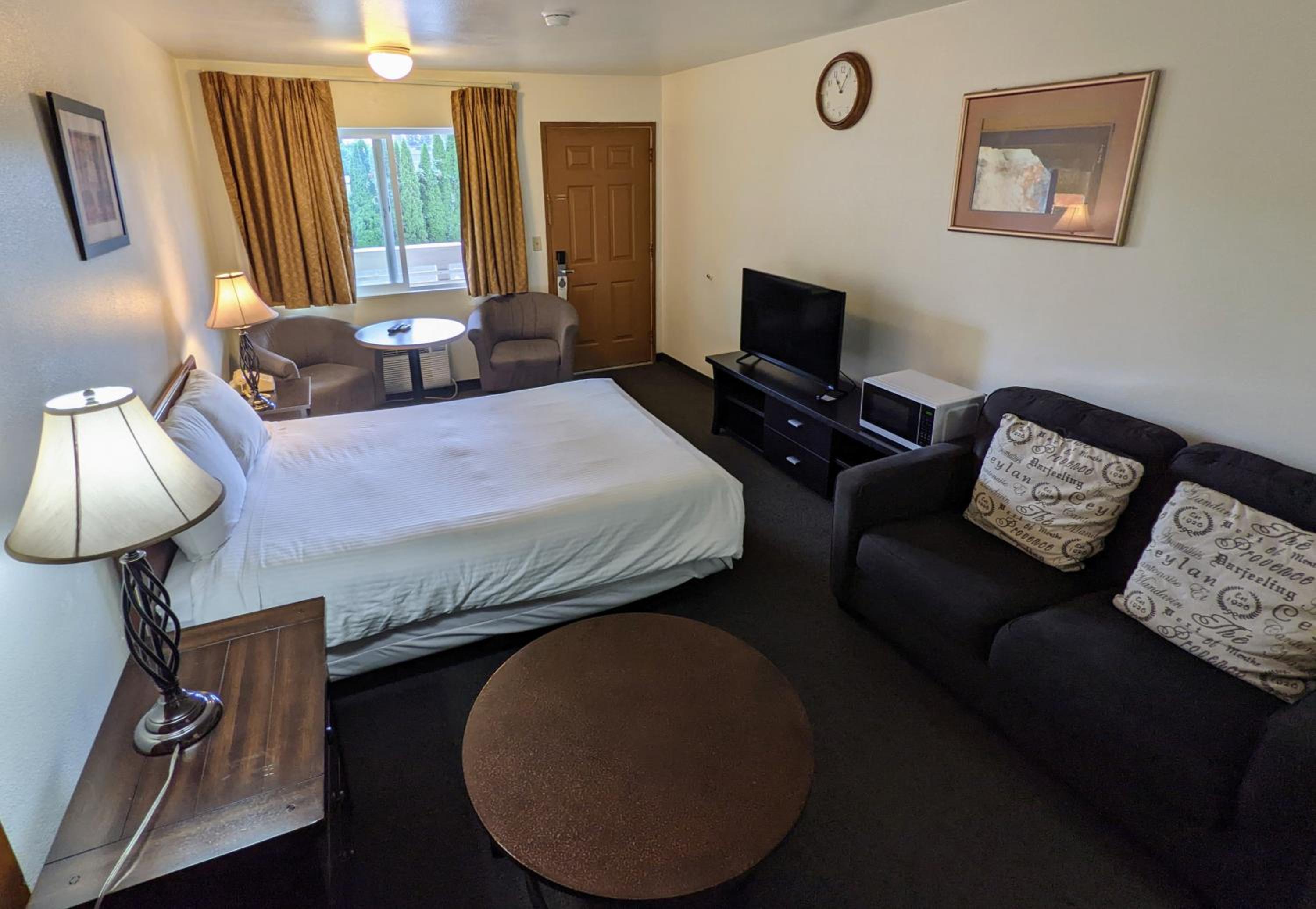 Room, Queen Bed