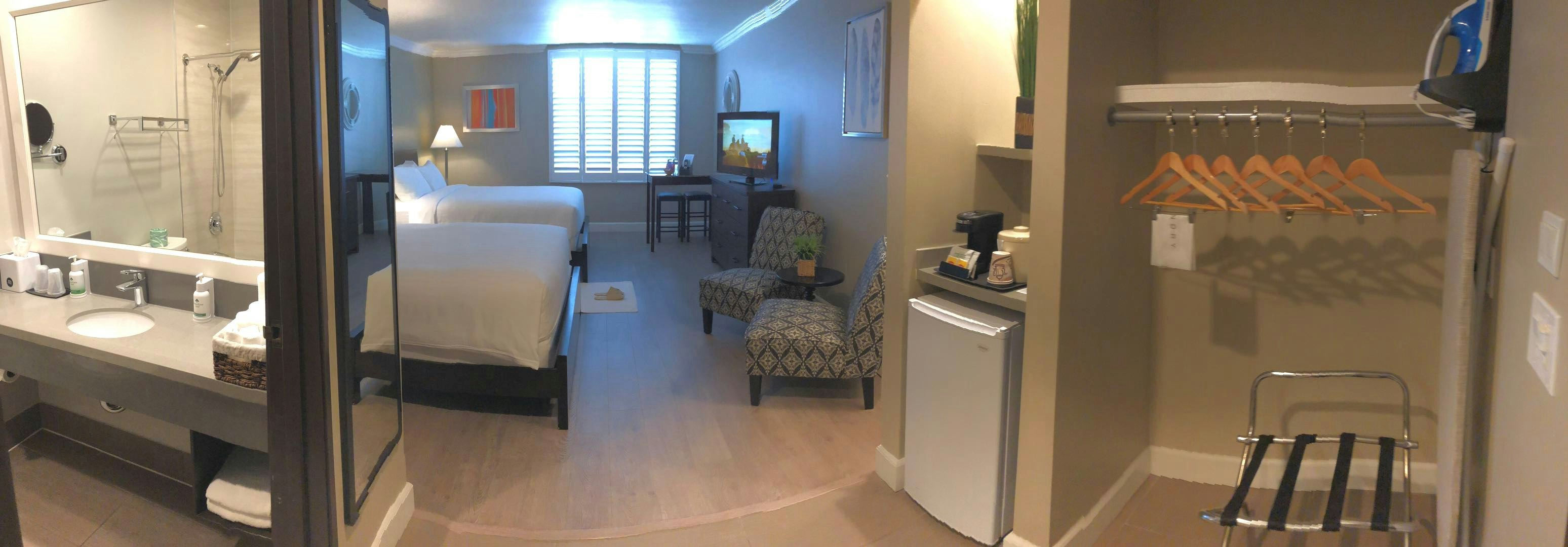 Greentree Inn And Suites Alhambra 52/52