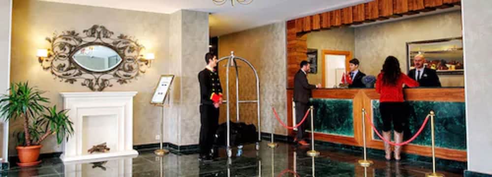 Sarissa Hotel 5/38