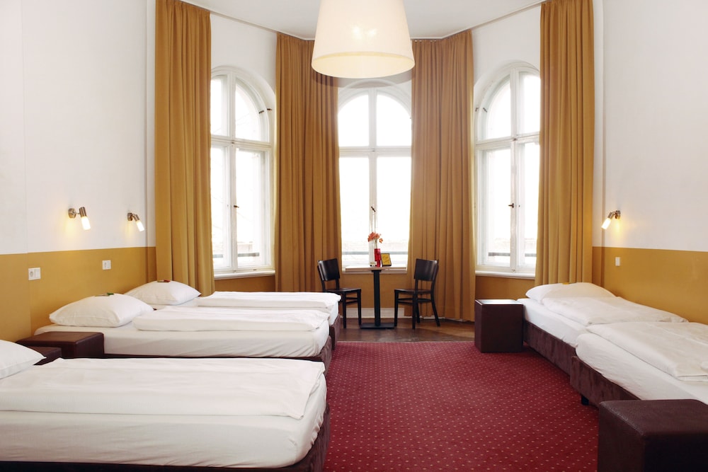Grand Hostel Berlin Classic 12/71