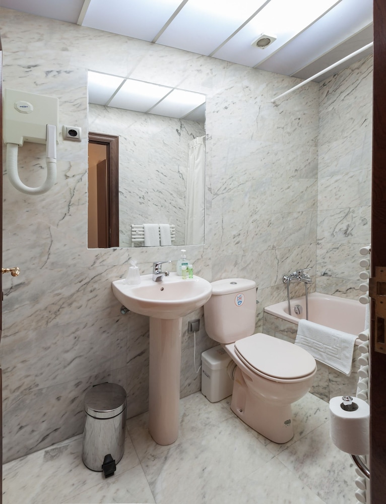 Alba Hotel 28/32