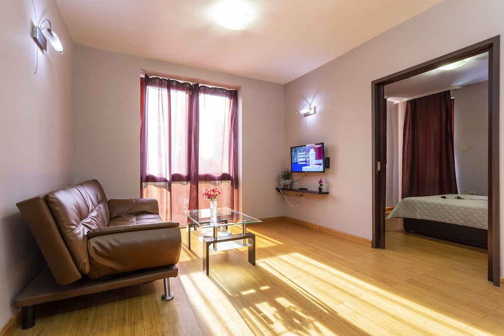 Cityhome Aparthotel 32/54