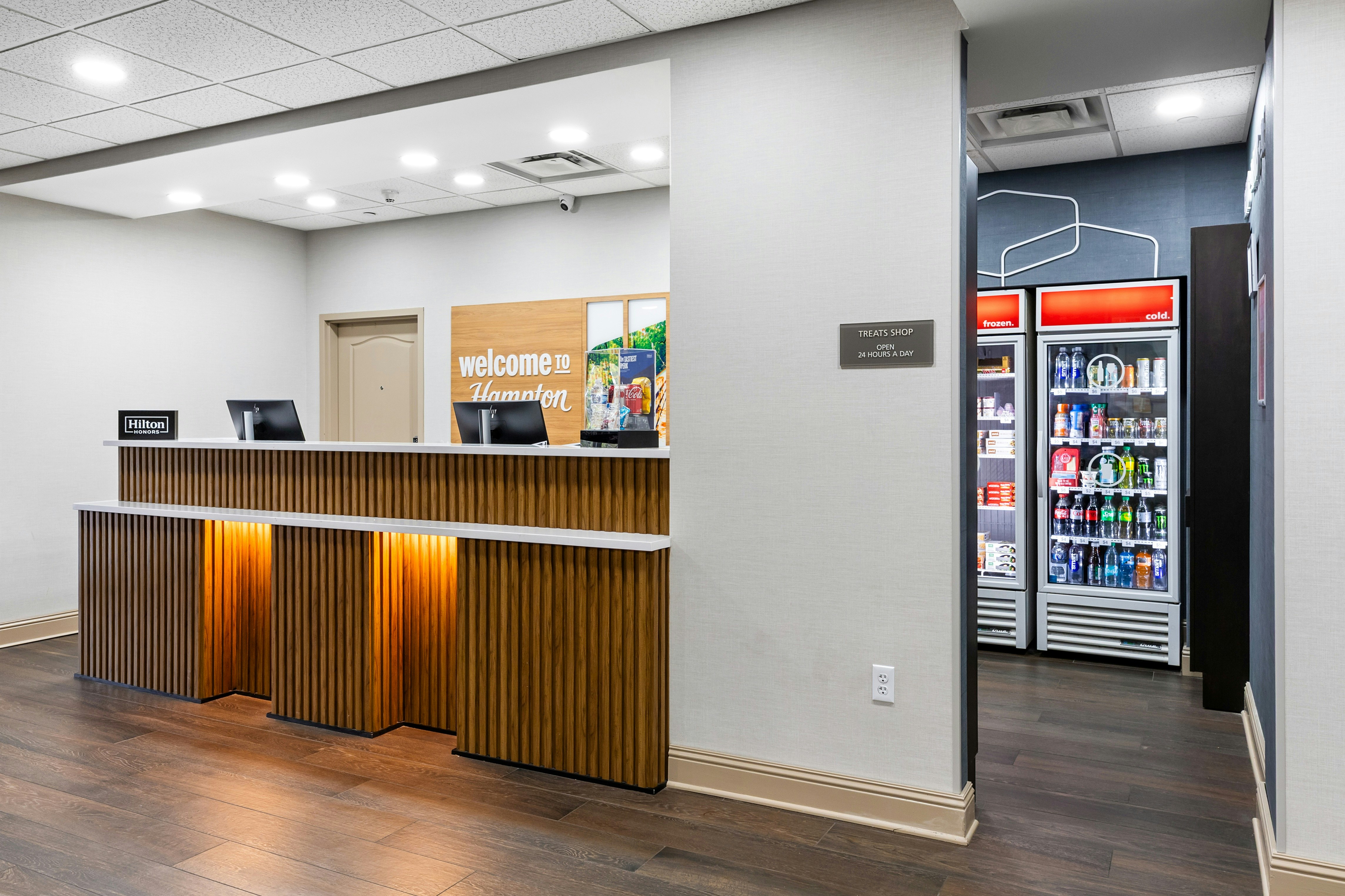 Hampton Inn & Suites Tampa-Wesley Chapel 8/38