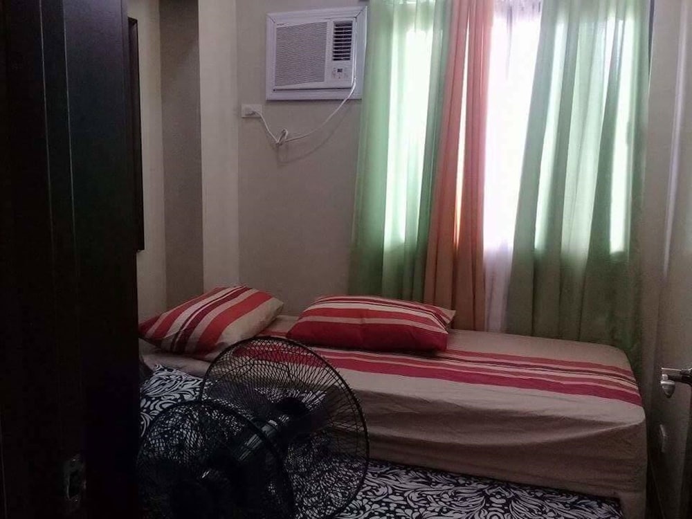 Your Home Away From Home Royal Palm 24/57