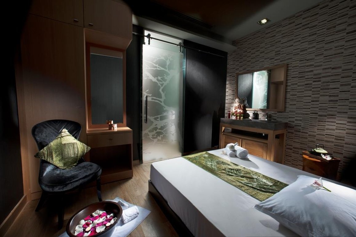 Ramee Grand Hotel And Spa 17/50
