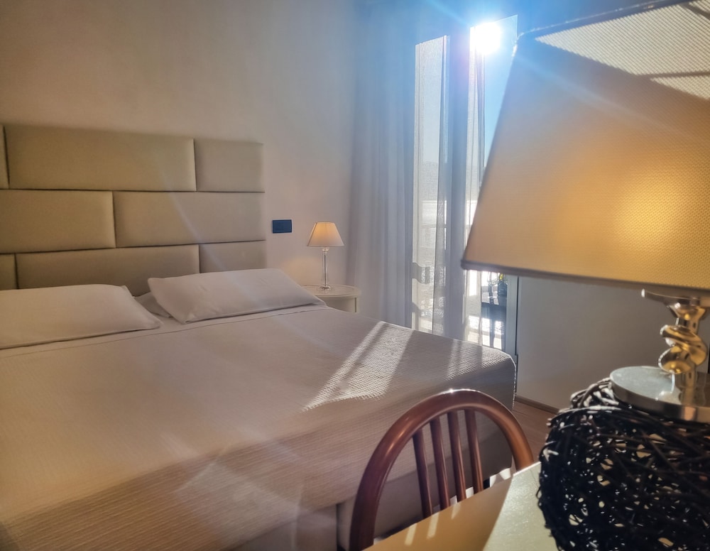 Hotel Florida Lerici 37/64