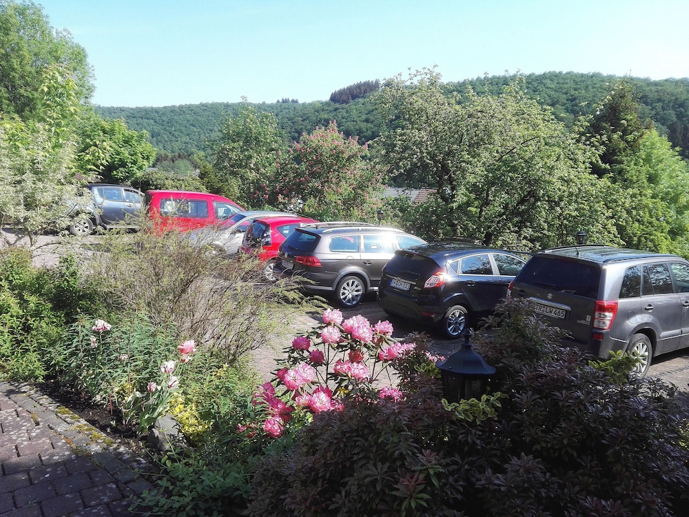 HOTEL SNORRENBURG 21/24
