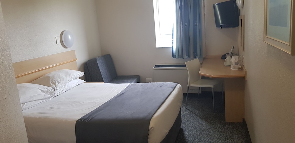 Road Lodge East London 13/31